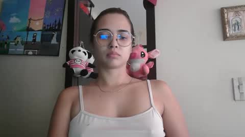 triana_bell online show from 05-27-26, 04:59