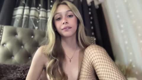 Triana online show from 01-05-25, 04:59
