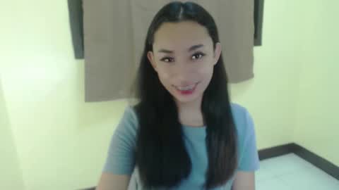 Snapshot of tricia_slut chatting on 03-07-25, 12:45 tricia_slut online show from 03-07-25, 12:45