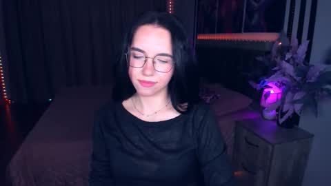 Snapshot of triciadaisy chatting on 06-05-26, 02:45 TriciaDaisy online show from 06-05-26, 02:45