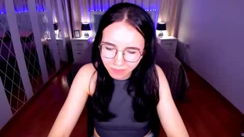Snapshot of triciadaisy chatting on 06-13-26, 08:34 TriciaDaisy online show from 06-13-26, 08:34