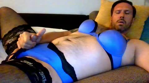 triciawu22 online show from 09-15-25, 03:06