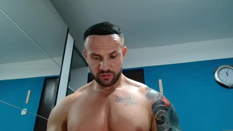 Snapshot of tridentmuscles chatting on 01-28-25, 10:01 tridentmuscles online show from 01-28-25, 10:01