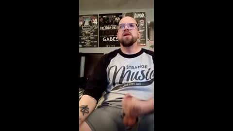 Snapshot of triller402 chatting on 03-07-26, 11:35 triller402 online show from 03-07-26, 11:35