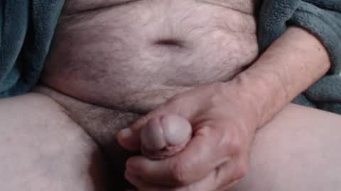 Snapshot of trimdaddy55 chatting on 06-11-26, 05:00 trimdaddy55 online show from 06-11-26, 05:00