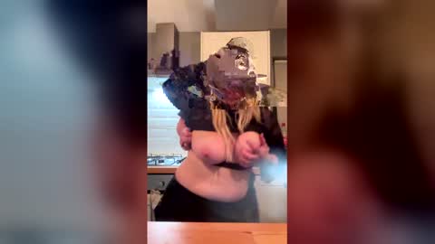 trimfriday online show from 02-28-26, 02:45