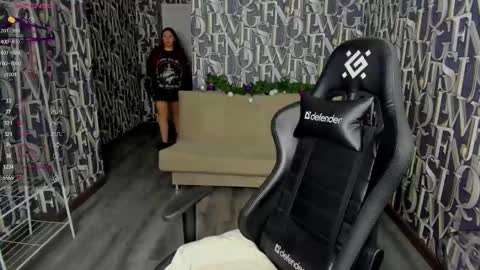 Trina online show from 12-30-24, 07:15