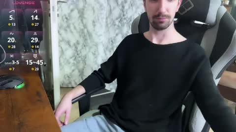 Snapshot of triplestripes chatting on 02-16-25, 01:49 SibSab online show from 02-16-25, 01:49