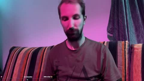 Snapshot of triplestripes chatting on 09-12-25, 09:37 SibSab online show from 09-12-25, 09:37