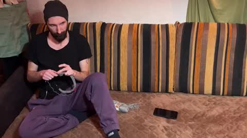 Snapshot of triplestripes chatting on 01-18-26, 08:23 SibSab online show from 01-18-26, 08:23