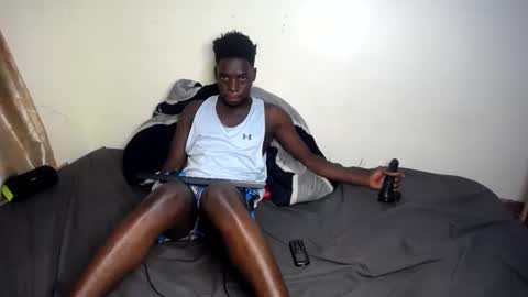 Trisboo5 online show from 02-22-25, 06:19