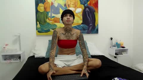 Snapshot of trixiandsuki chatting on 09-20-25, 08:10 trixiandsuki online show from 09-20-25, 08:10