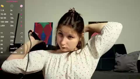 trixibell online show from 06-10-26, 04:45