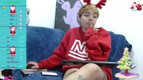 Snapshot of trixie_tangg chatting on 12-24-24, 03:38 Kitty online show from 12-24-24, 03:38