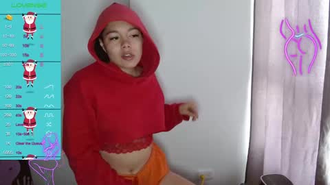 Snapshot of trixie_tangg chatting on 01-26-25, 06:06 Kitty online show from 01-26-25, 06:06