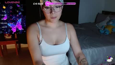 Kitty online show from 11-26-25, 04:24