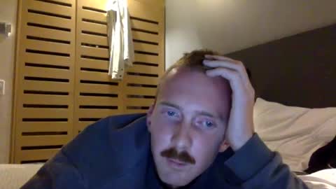 Hotel Boredom online show from 08-02-26, 11:58
