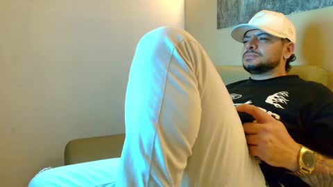 Troy online show from 04-03-26, 10:24