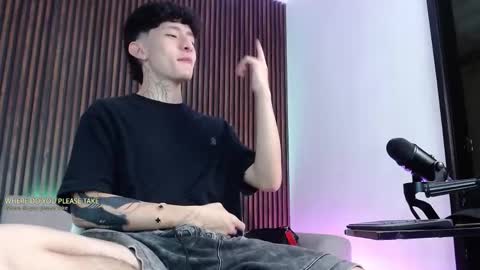 Troy online show from 10-02-25, 07:43