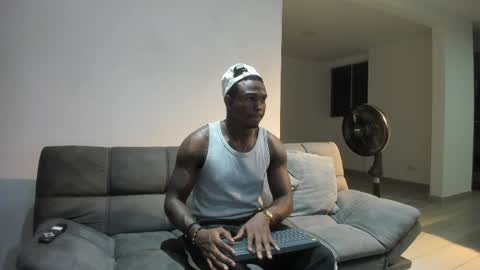 Snapshot of troykhalil chatting on 04-24-26, 02:36 Troy Khalil online show from 04-24-26, 02:36