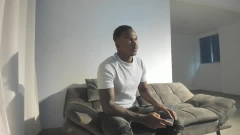 Snapshot of troykhalil chatting on 05-11-26, 11:24 Troy Khalil online show from 05-11-26, 11:24