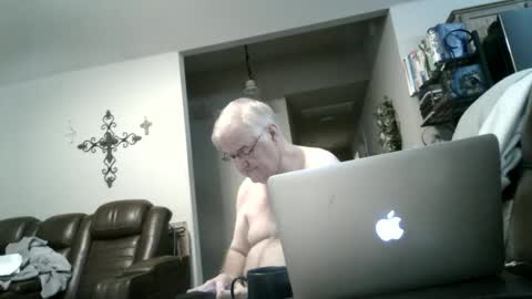 trucker63249 online show from 02-10-25, 12:08