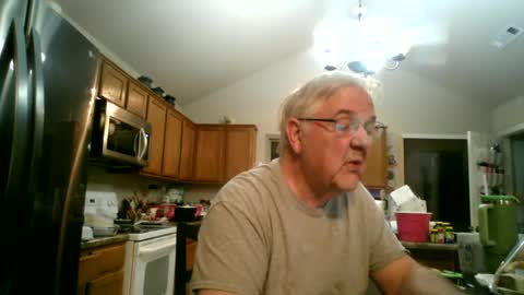 trucker63249 online show from 02-11-25, 12:59