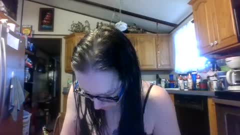 TruckersWifeToBe online show from 01-17-25, 04:04