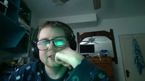 Snapshot of true_manofworth chatting on 12-06-24, 02:24 HandicappedLaugher online show from 12-06-24, 02:24