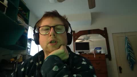 Snapshot of true_manofworth chatting on 12-06-24, 03:44 HandicappedLaugher online show from 12-06-24, 03:44