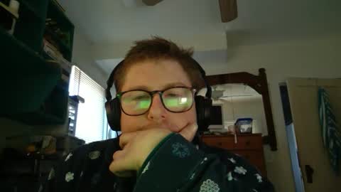 Snapshot of true_manofworth chatting on 12-06-24, 07:01 HandicappedLaugher online show from 12-06-24, 07:01