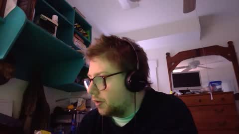 Snapshot of true_manofworth chatting on 12-17-24, 04:21 HandicappedLaugher online show from 12-17-24, 04:21