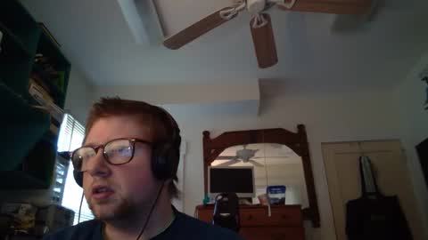 Snapshot of true_manofworth chatting on 01-04-25, 02:14 HandicappedLaugher online show from 01-04-25, 02:14