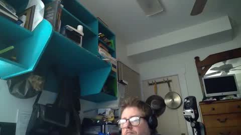 Snapshot of true_manofworth chatting on 01-26-25, 06:38 HandicappedLaugher online show from 01-26-25, 06:38