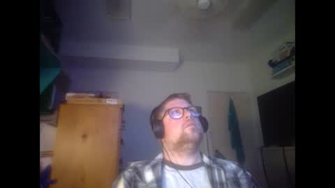 Snapshot of true_manofworth chatting on 09-14-25, 06:01 HandicappedLaugher online show from 09-14-25, 06:01