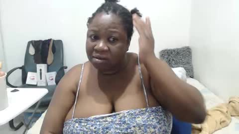 Snapshot of truebella30 chatting on 01-21-25, 07:17 TrueBella30 online show from 01-21-25, 07:17