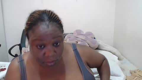 Snapshot of truebella30 chatting on 02-24-25, 12:37 TrueBella30 online show from 02-24-25, 12:37