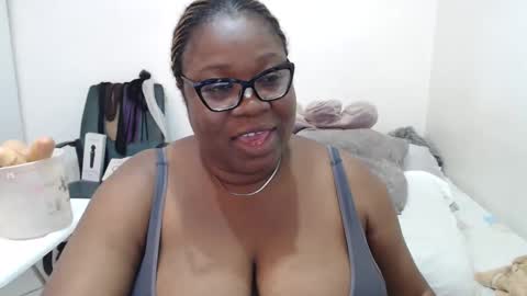 Snapshot of truebella30 chatting on 03-10-25, 07:53 TrueBella30 online show from 03-10-25, 07:53