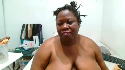 Snapshot of truebella30 chatting on 11-02-25, 02:03 TrueBella30 online show from 11-02-25, 02:03