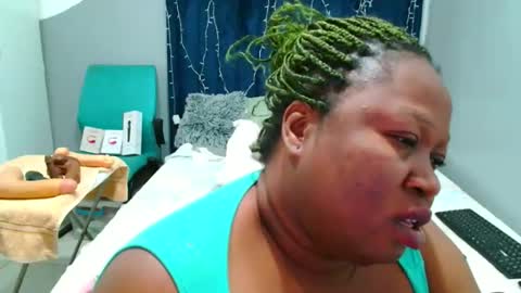 Snapshot of truebella30 chatting on 11-30-25, 03:05 TrueBella30 online show from 11-30-25, 03:05