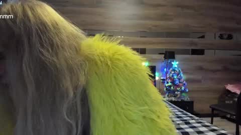 Fox online show from 01-13-25, 08:04