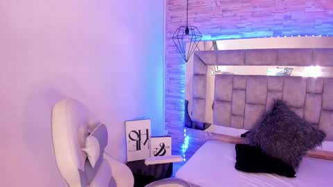   online show from 12-12-24, 11:40