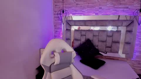  online show from 01-28-25, 02:53