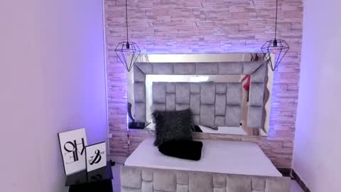   online show from 02-04-25, 12:11