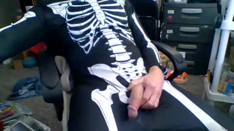 Snapshot of truk1976 chatting on 01-26-25, 07:20 truk1976 online show from 01-26-25, 07:20