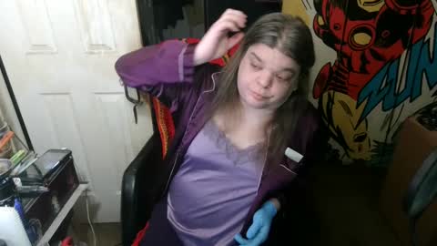 Anne online show from 09-21-25, 04:25