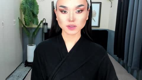 Saskia online show from 11-20-25, 11:32