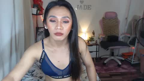Jade online show from 12-29-24, 01:24