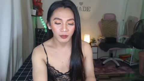 Jade online show from 02-03-25, 01:52