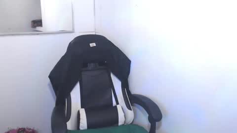 ts_lovelicious online show from 11-07-25, 07:19